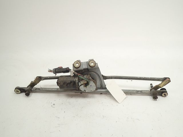 Mecanisme + moteur d'essuie glace avant