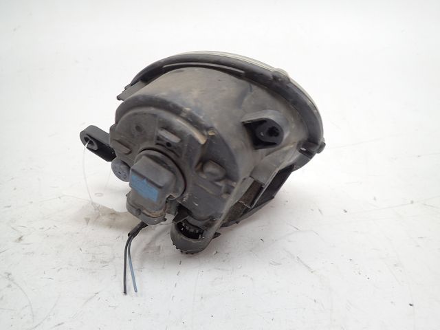 Feu diurne avant droit