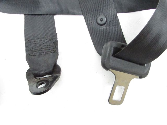 Ceinture arrière gauche