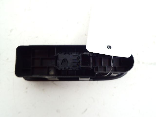 Commande lève-vitre avant droit