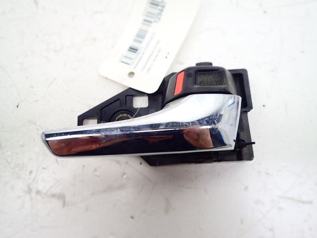 Poignée intérieure porte avant droite