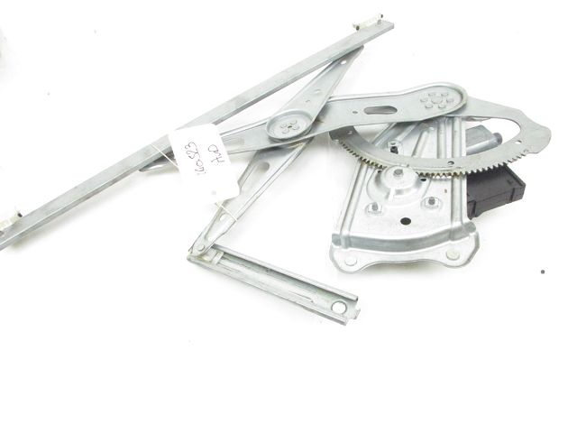 Lève-vitre électrique avant droit