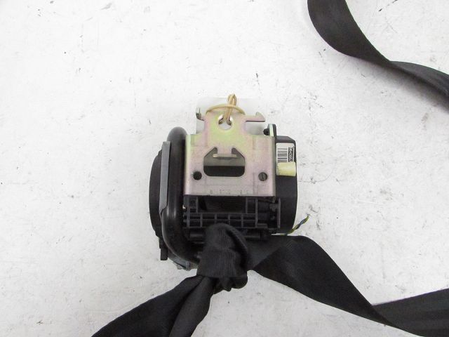 Ceinture avant droite