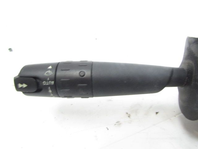 Commande sous-volant