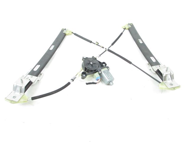 Lève-vitre électrique avant droit