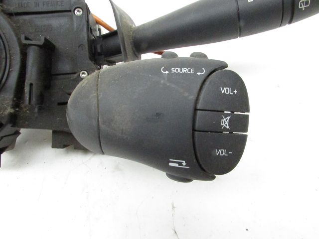 Commande sous-volant