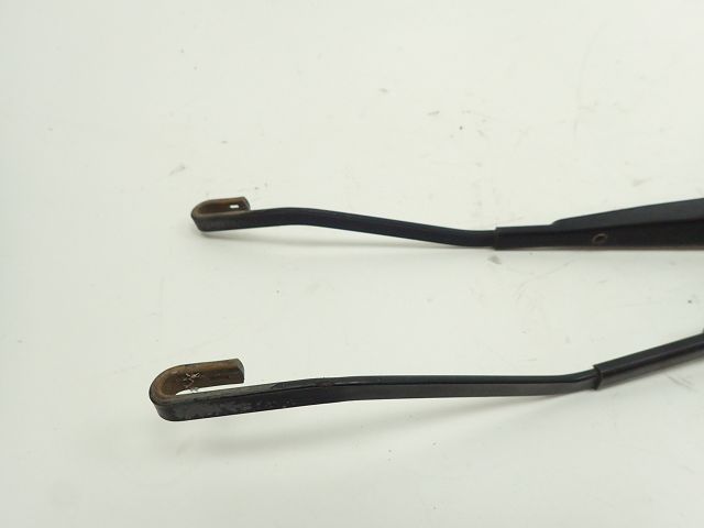 Bras d'essuie-glace avant