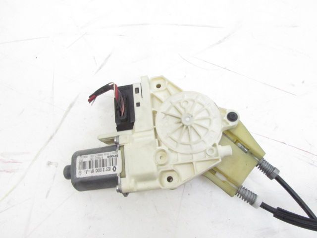 Lève-vitre électrique arrière gauche