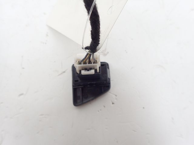 Commande lève-vitre avant droit