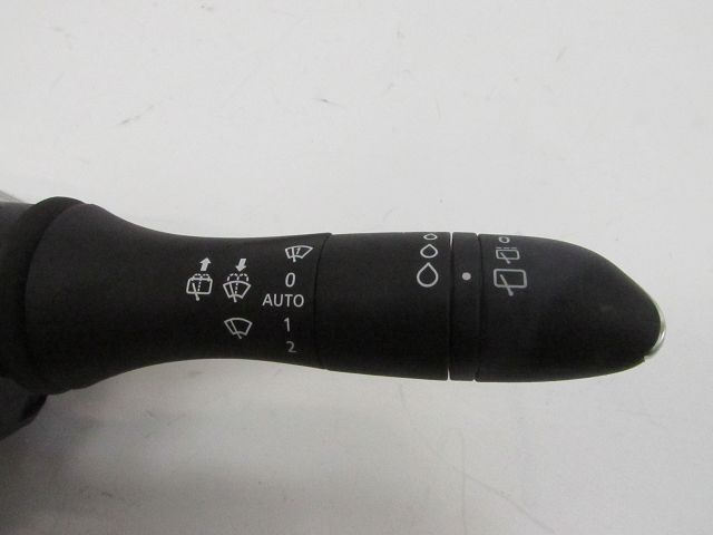 Commande sous-volant