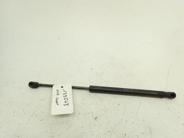 Verin droit de capot