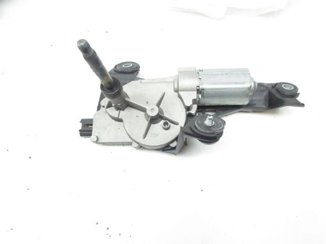 Moteur d'essuie glace arrière
