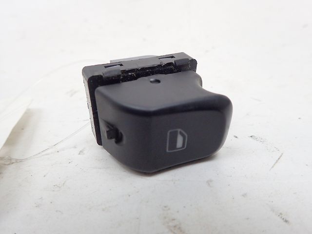 Lève-vitre électrique avant gauche