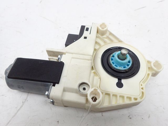 Lève-vitre électrique avant gauche