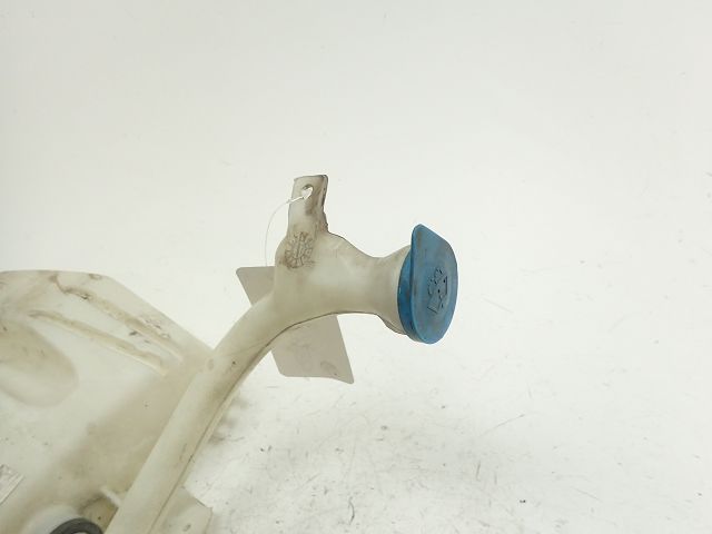 Réservoir de lave glace avant