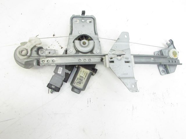 Lève-vitre électrique arrière droit