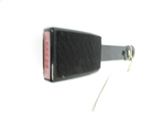 Ancrage ceinture avant droit