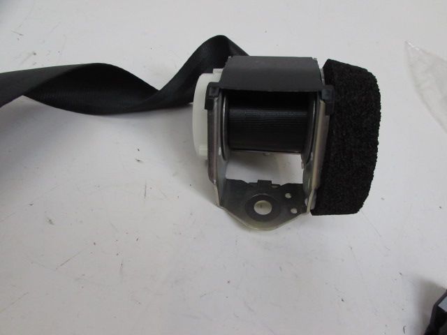 Ceinture arrière gauche