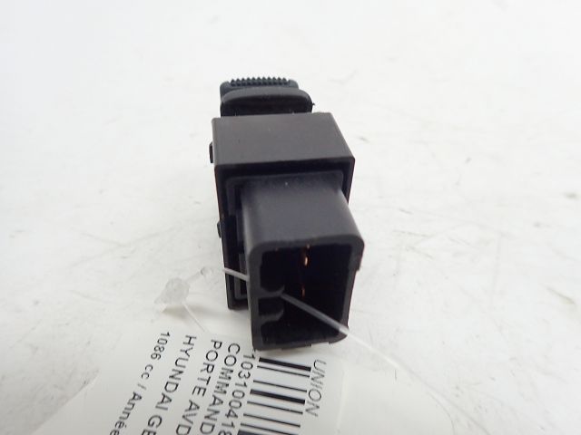 Commande lève-vitre avant droit