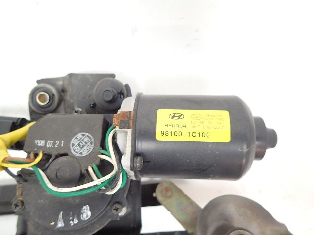 Mécanisme + moteur d'essuie glace avant