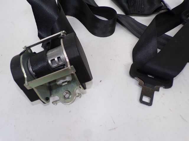 Ceinture arrière droite