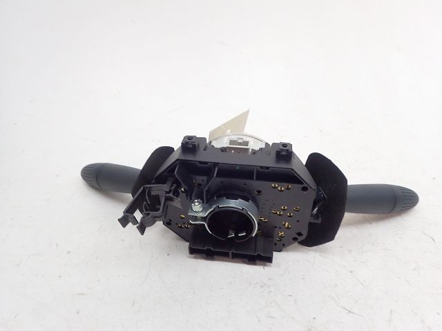 Commande sous-volant