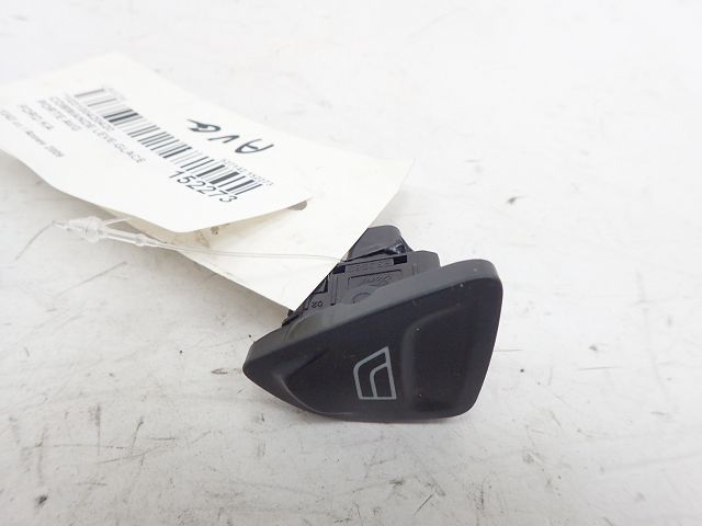 Commande lève-vitre avant gauche