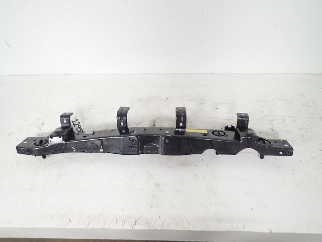 Traverse superieure armature avant