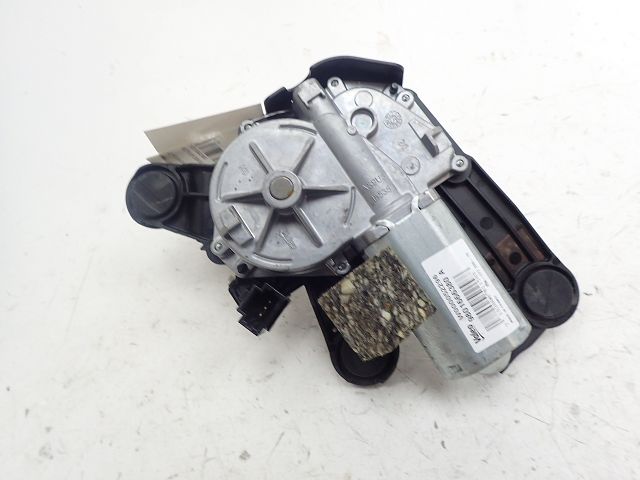 Moteur d'essuie glace arrière