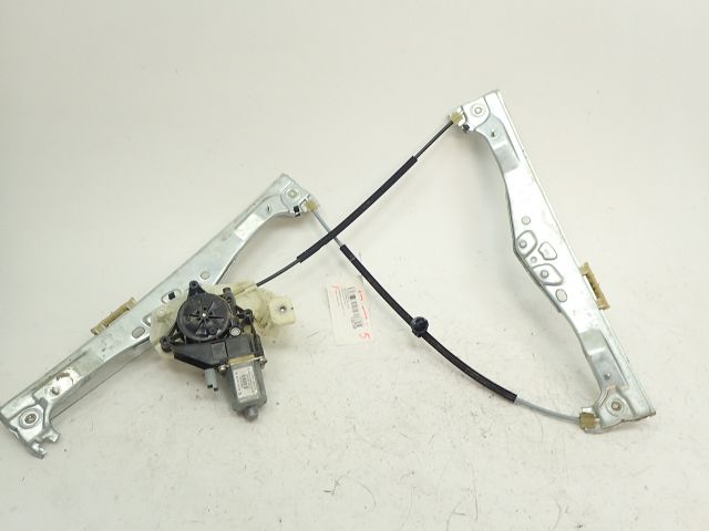 Lève-vitre électrique avant droit