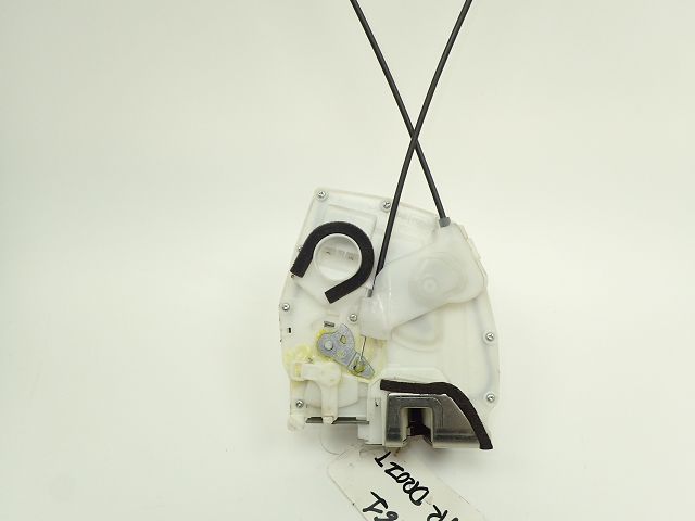 Serrure de porte arriere droite