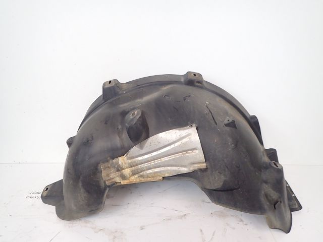 Pare-boue avant droit