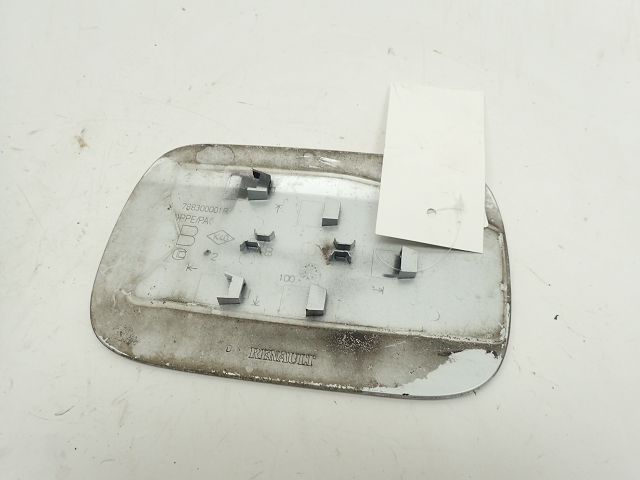 Trappe à carburant
