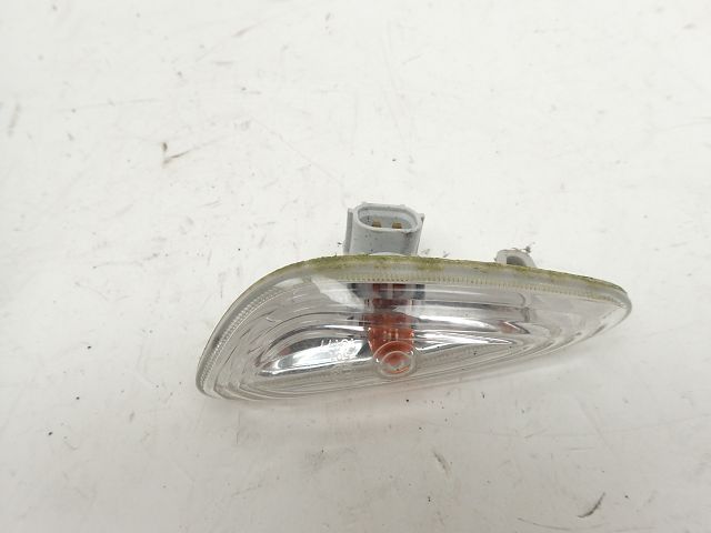 Répétiteur d'aile gauche