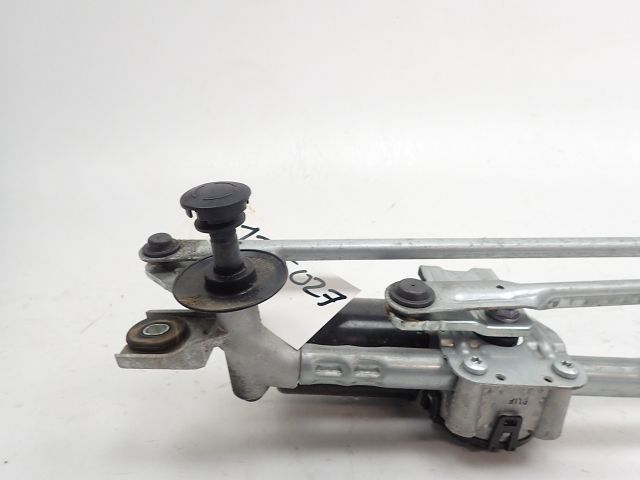 Mécanisme + moteur d'essuie glace avant