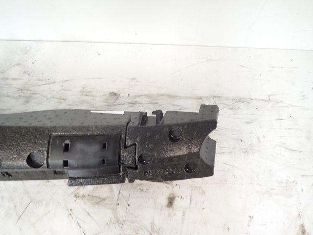 Absorbeur de pare-choc arrière