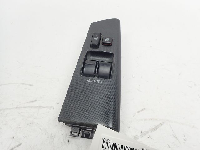 Commande lève-vitre avant gauche