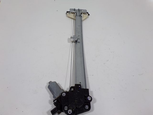 Lève-vitre électrique avant droit