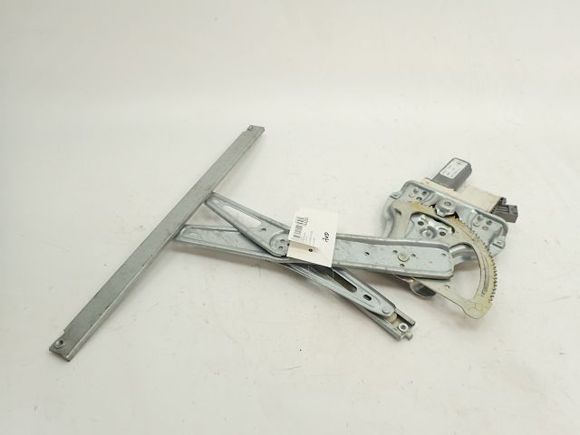 Lève-vitre électrique avant droit