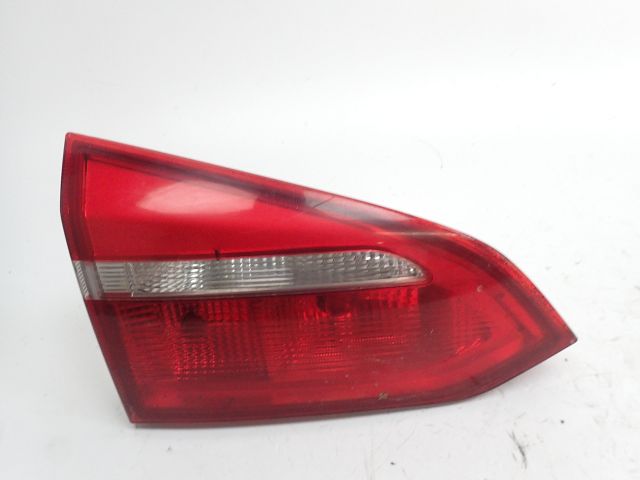 Feu arriere interieur gauche