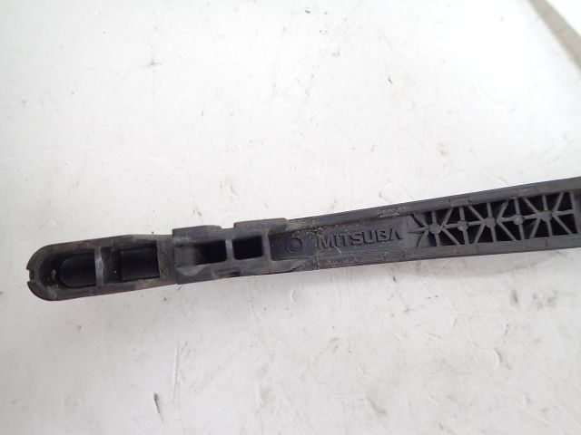 Bras d'essuie-glace arrière