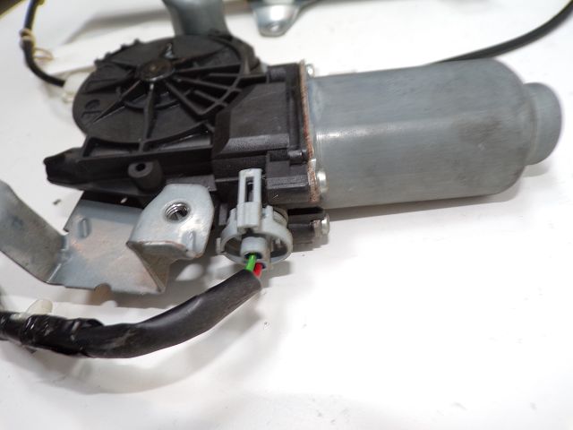 Lève-vitre électrique arrière gauche