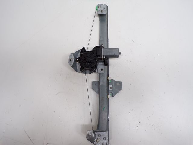 Lève-vitre électrique avant droit