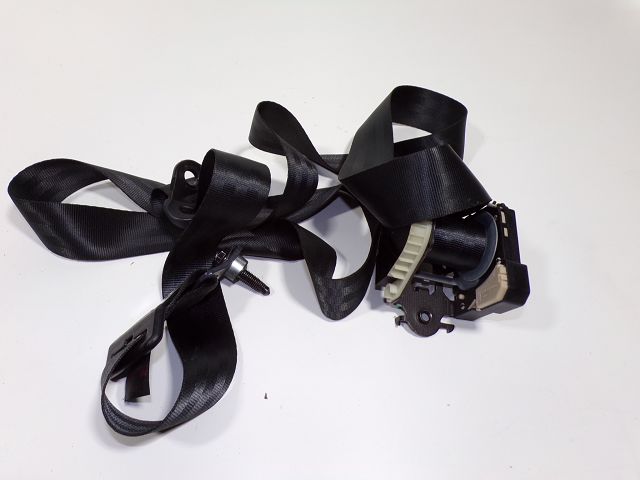 Ceinture avant droite