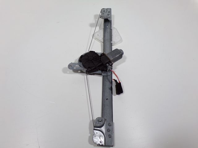 Lève-vitre électrique avant droit