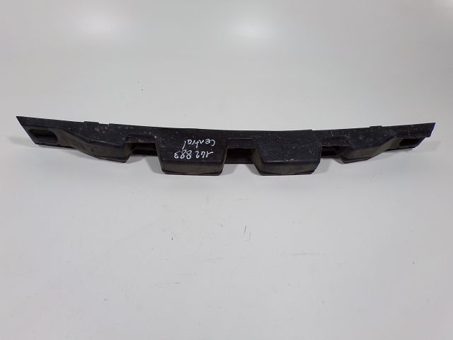 Support central de pare-choc arrière