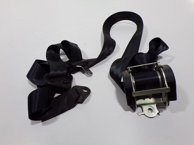 Ceinture avant droite