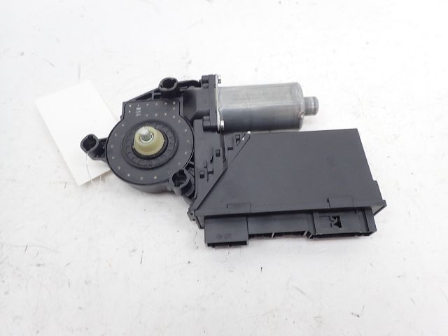 Lève-vitre électrique avant droit