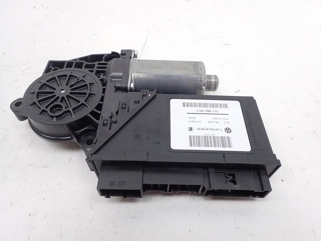 Lève-vitre électrique avant gauche