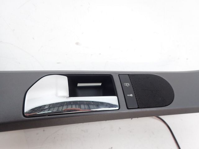 Poignée intérieure porte avant gauche